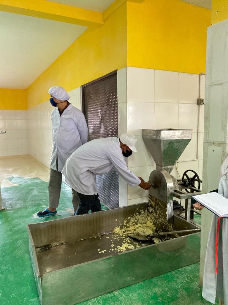 Fasilitas dapur produksi Arjuna Bawang 04