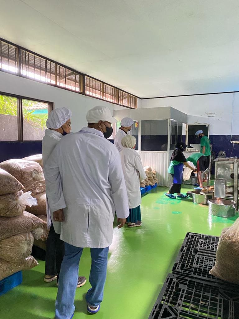 Fasilitas dapur produksi Arjuna Bawang 07